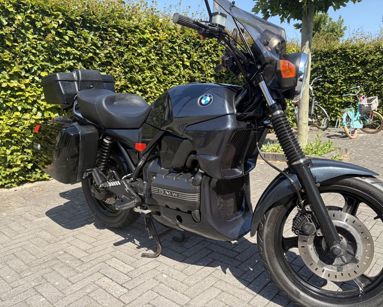 BMW K75