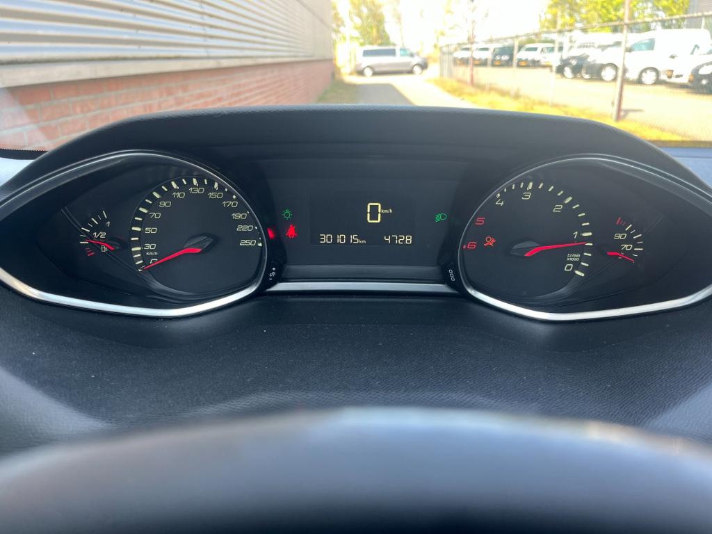 Peugeot 308 sw 1.6 bluehdi blue lease executive | pano | trekhaak