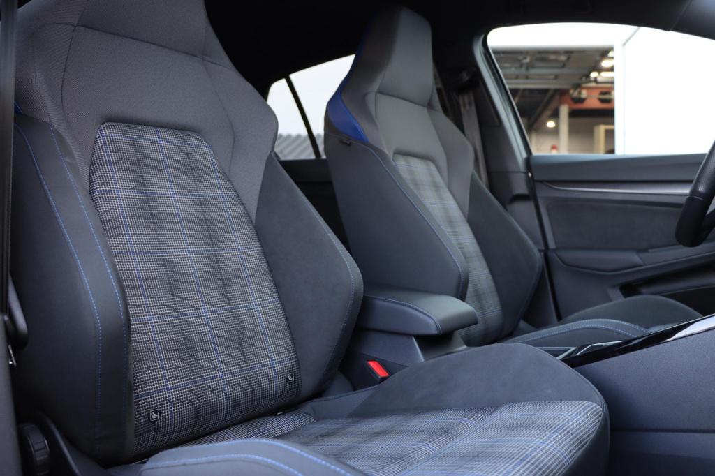Volkswagen Golf 1.5 ehybrid gte 272pk dsg6