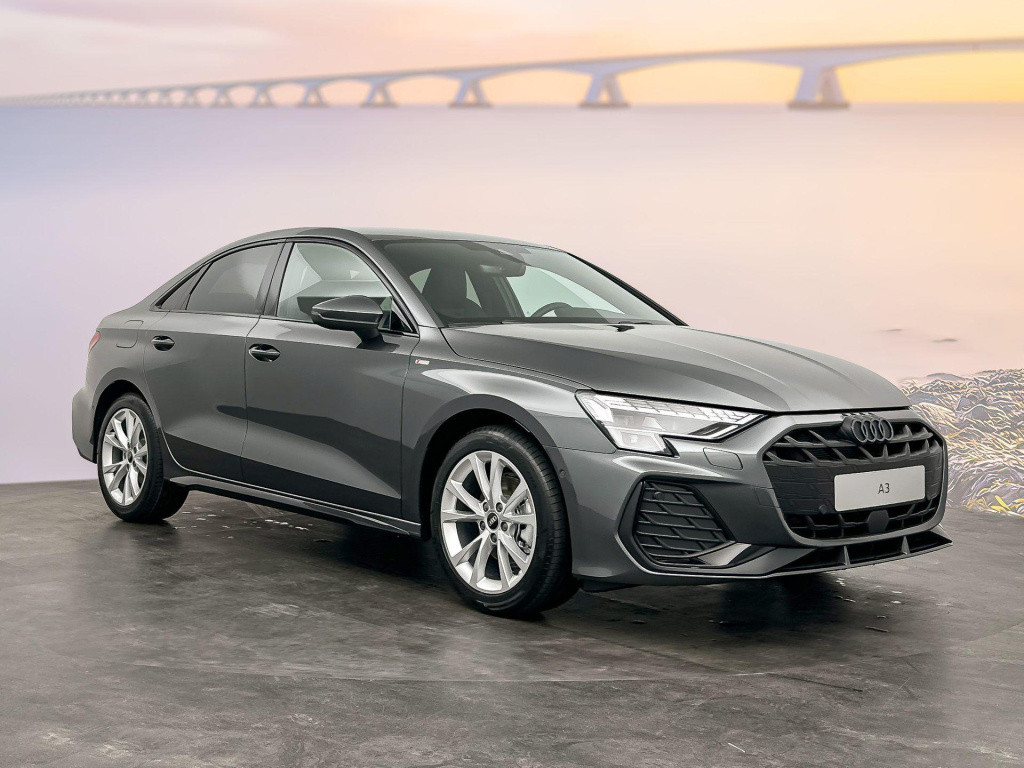 Audi A3 limousine s edition 35 tfsi 110 kw / 150 pk limousine 7 vers