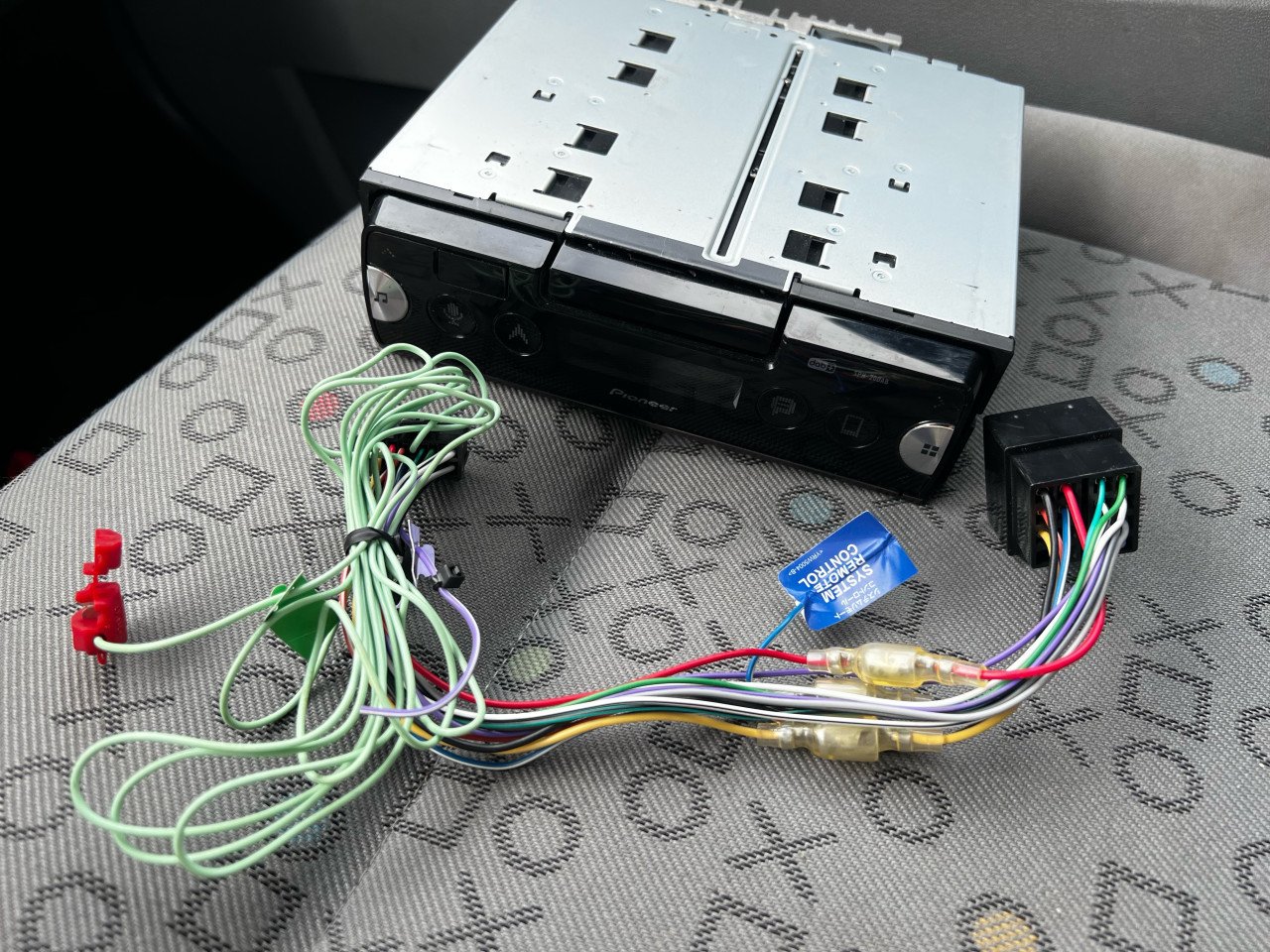 Pioneer SPH-20DAB DAB+ Bluetooth auto radio