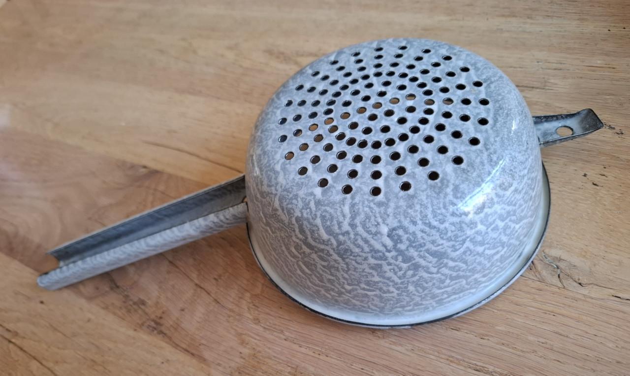 Vintage Emaille Vergiet Groentenzeef - Grijs Gemarmerd
