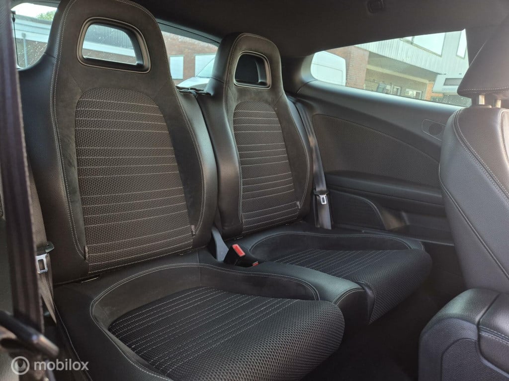 Volkswagen Scirocco 1.4 tsi / stoelverwarming / bose / nieuwe apk