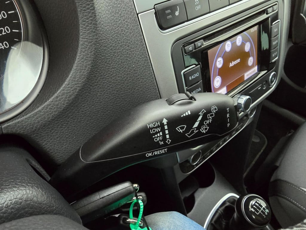 Volkswagen Polo occasion 1.2 tsi highline met parkeersensoren en 5 deurs zw