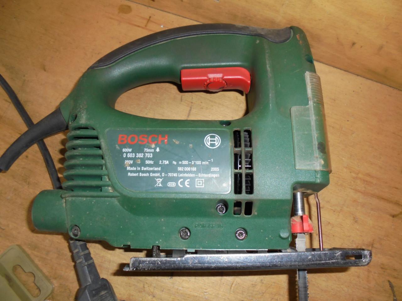Bosch decoupeerzaag PST 750PE