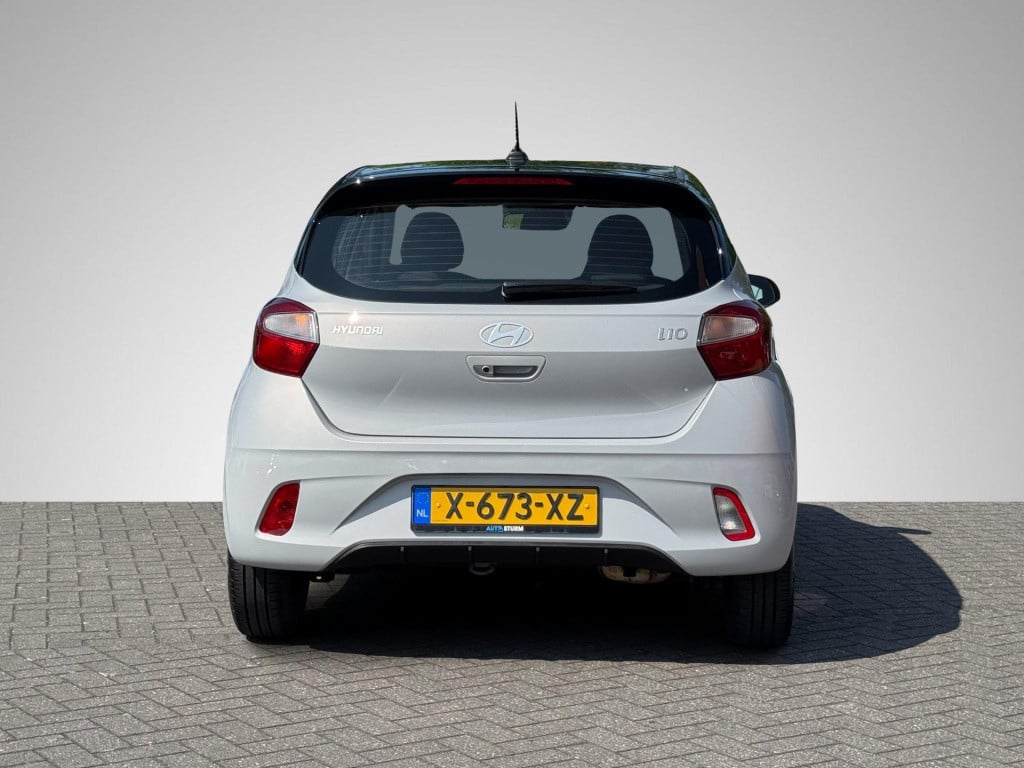 Hyundai I 10 1.0 comfort smart nieuw model! | two-tone lakkleur | navigatie