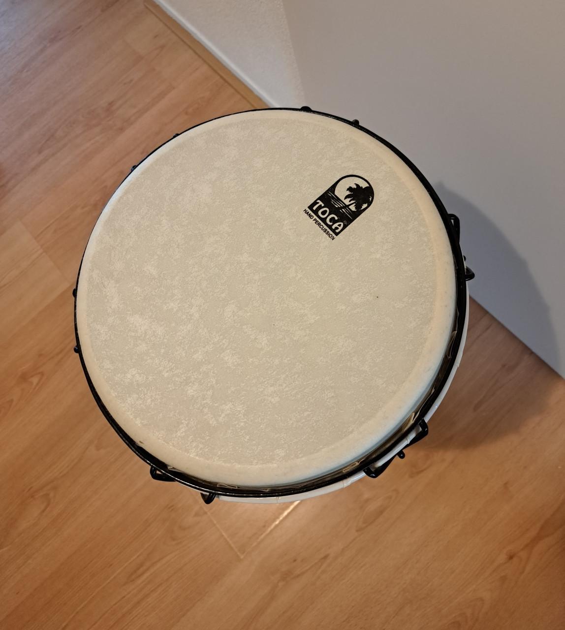 Djembe van Toca, met tas prima om lekker mee te leren drummen