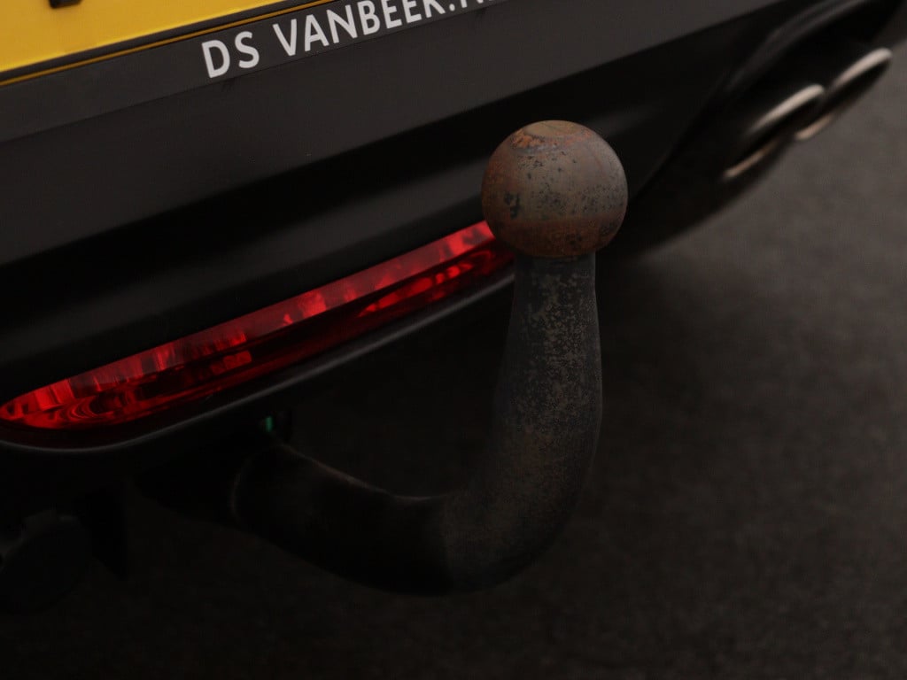Ds Ds 3 crossback 130 pk automaat performance line | rijklaar | trekhaak |