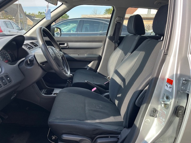 Suzuki swift 1.5 exclusive airco nap logisch
