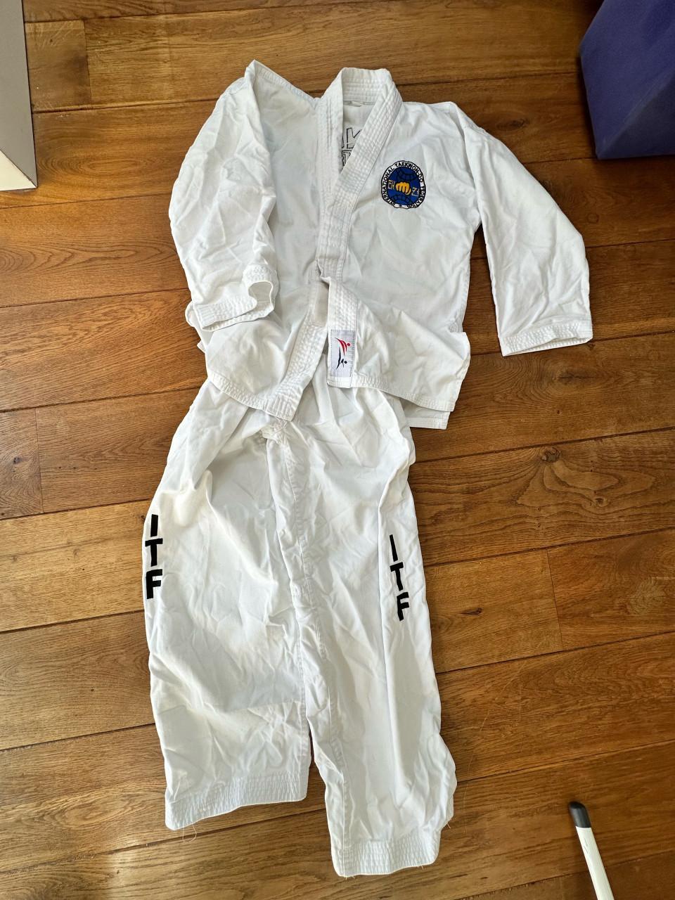 Taekwondo pak maat 150