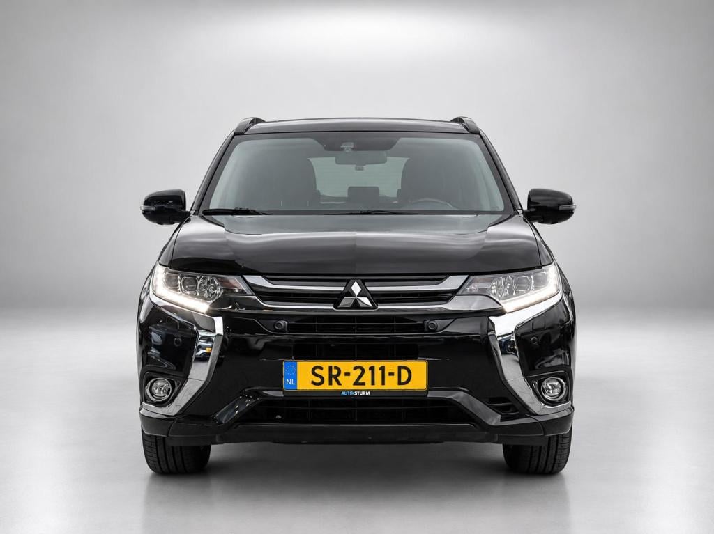 Mitsubishi Outlander 2.0 phev s-edition afneembare trekhaak!
