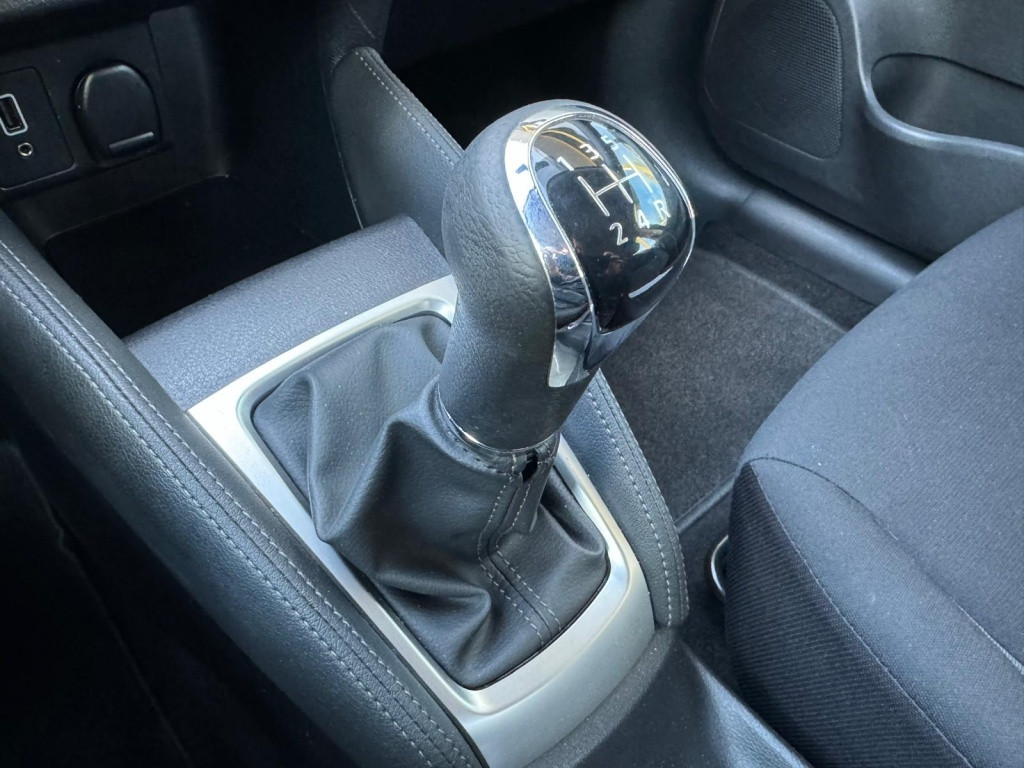 Nissan Micra 1.0 ig-t acenta