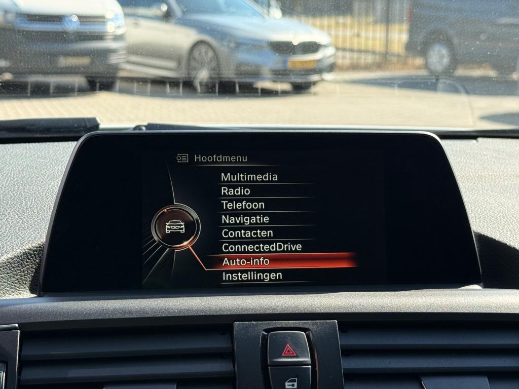 BMW 1 Serie 118i ede corporate lease essential | cruise | navi | led | 18 i