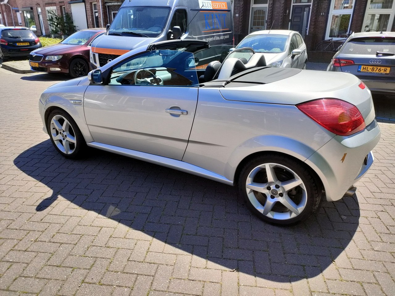Opel Tigra 1.8 16V Twintop 2005 Grijs