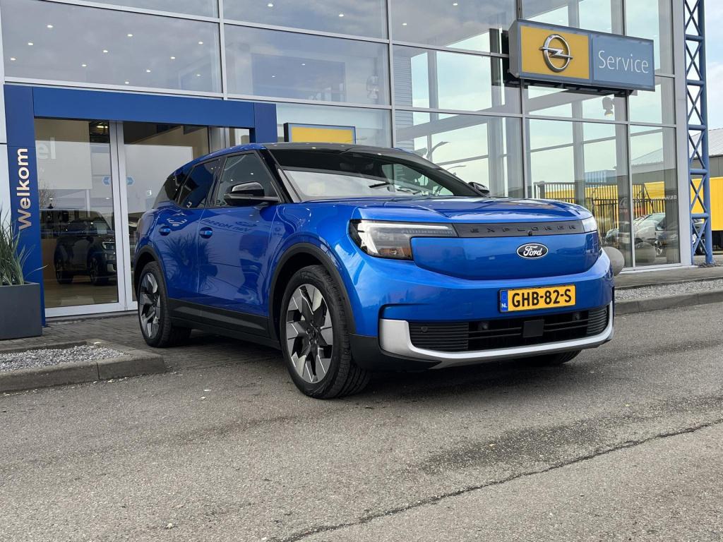 Ford Explorer premium extended range rwd 77 kwh | panoramadak | climate con