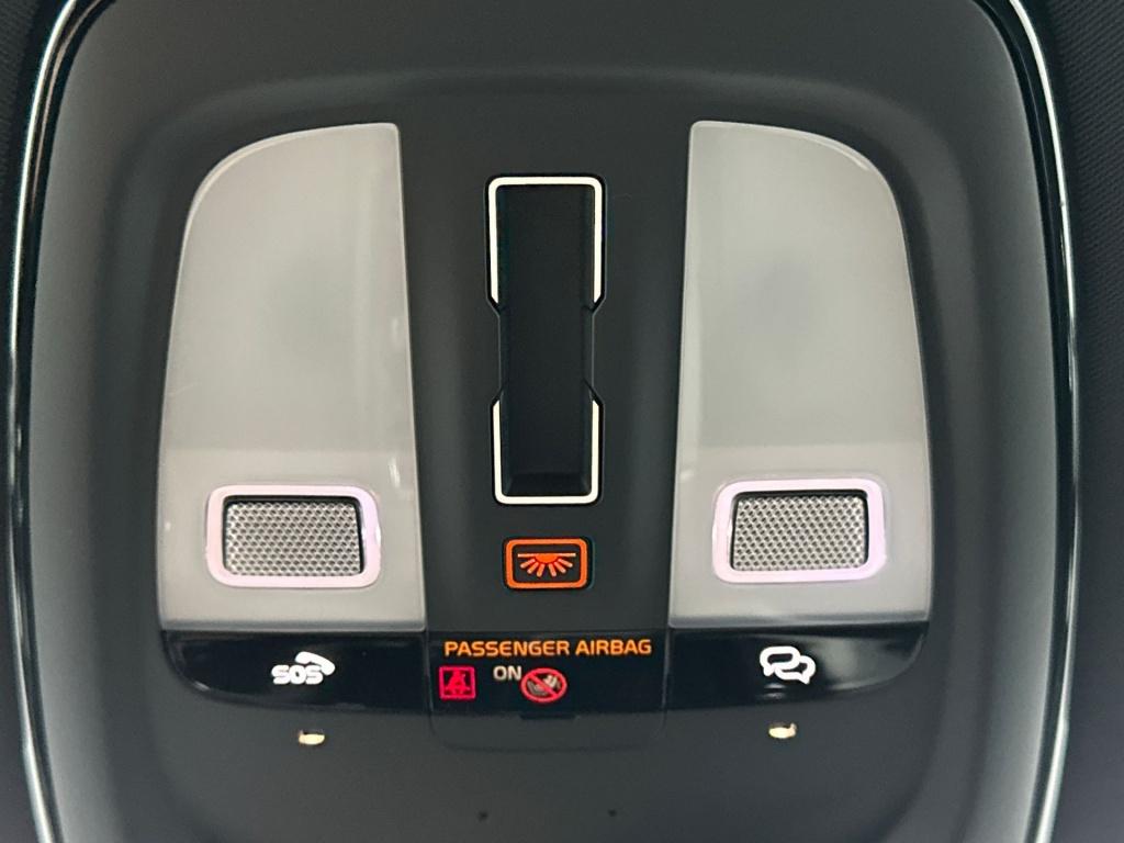 Volvo XC60 t6 398pk recharge ultra black edition| pano| 360camera| trekhaak