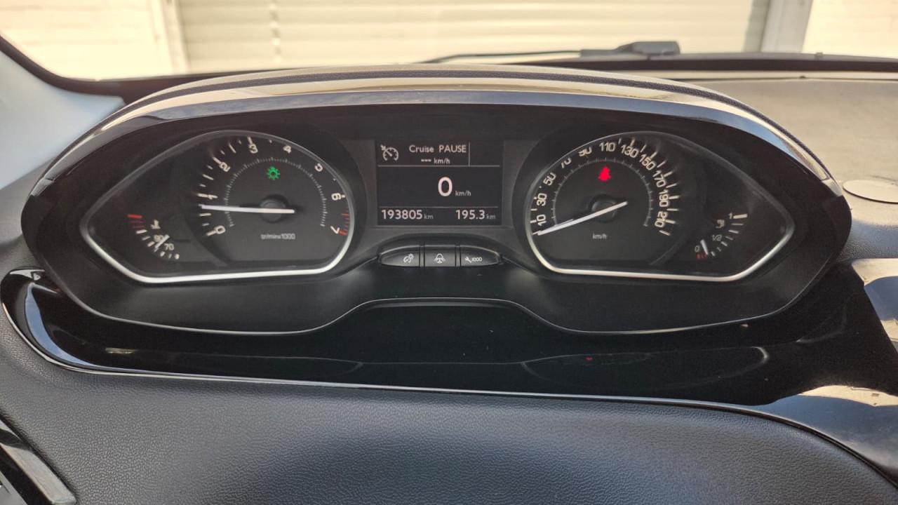 Peugeot 208 1.2 VTi Envy| N.A.P | NETTE AUTO