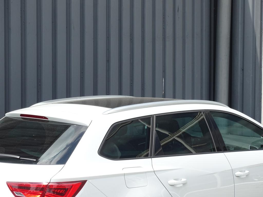 Seat Leon st 1.5 tsi fr business intense automaat | full led | pano | apple