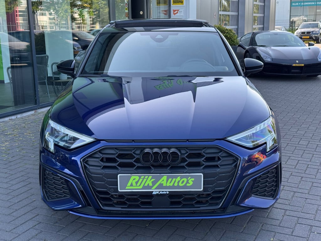 Audi A3 sportback 45 tfsi e s edition competition * panoramadak * virtual c