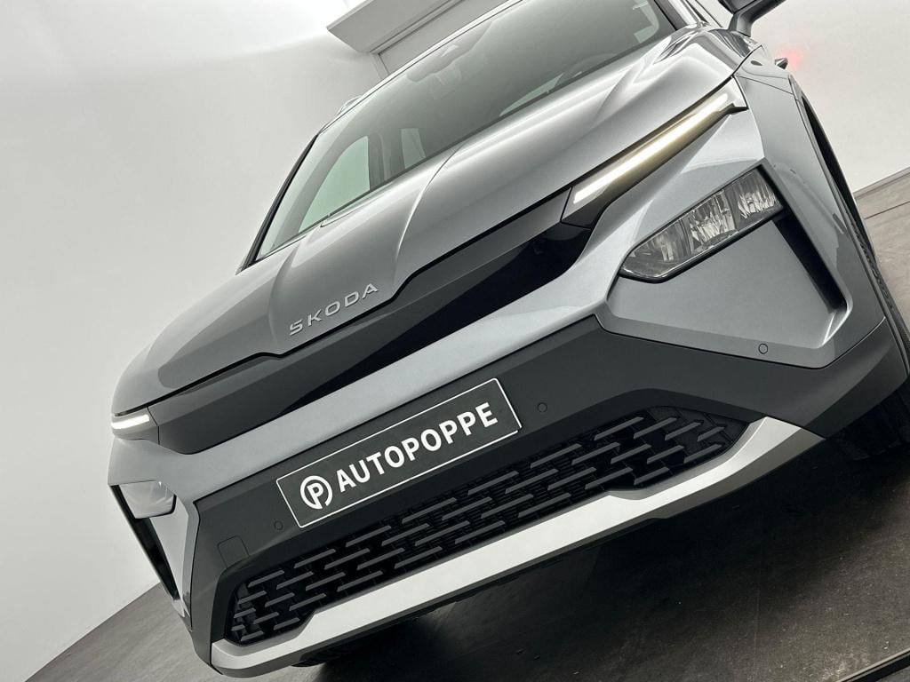 Skoda Elroq business edition tour elektromotor 150 kw / 204 pk