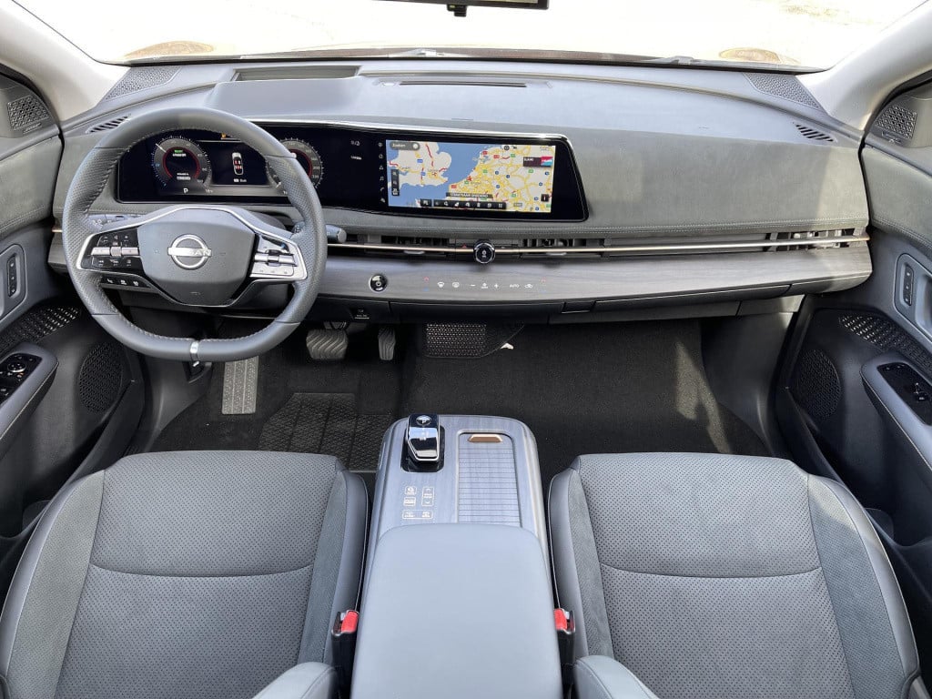 Nissan Ariya advantage edition plus 91 kwh two-tone + 20'' velgen