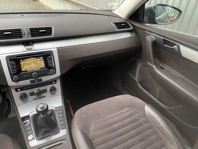 Volkswagen Passat variant 1.6 tdi highline | navi | alcantara | stoelverwar
