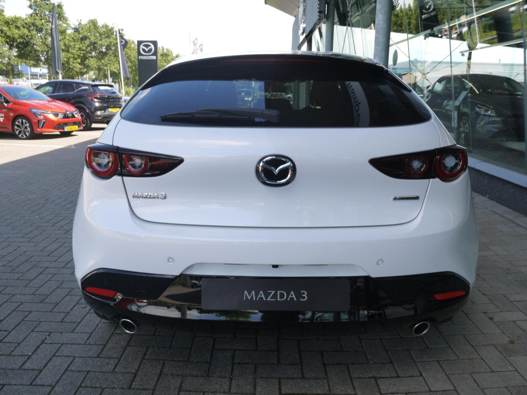 Mazda 3 2.0 e-skyactiv-g m hybrid 122 exclusive-line design pack