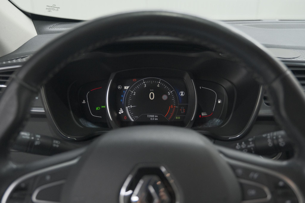Renault Kadjar tce 130 intens | trekhaak | camera | dodehoekdetectie | navi
