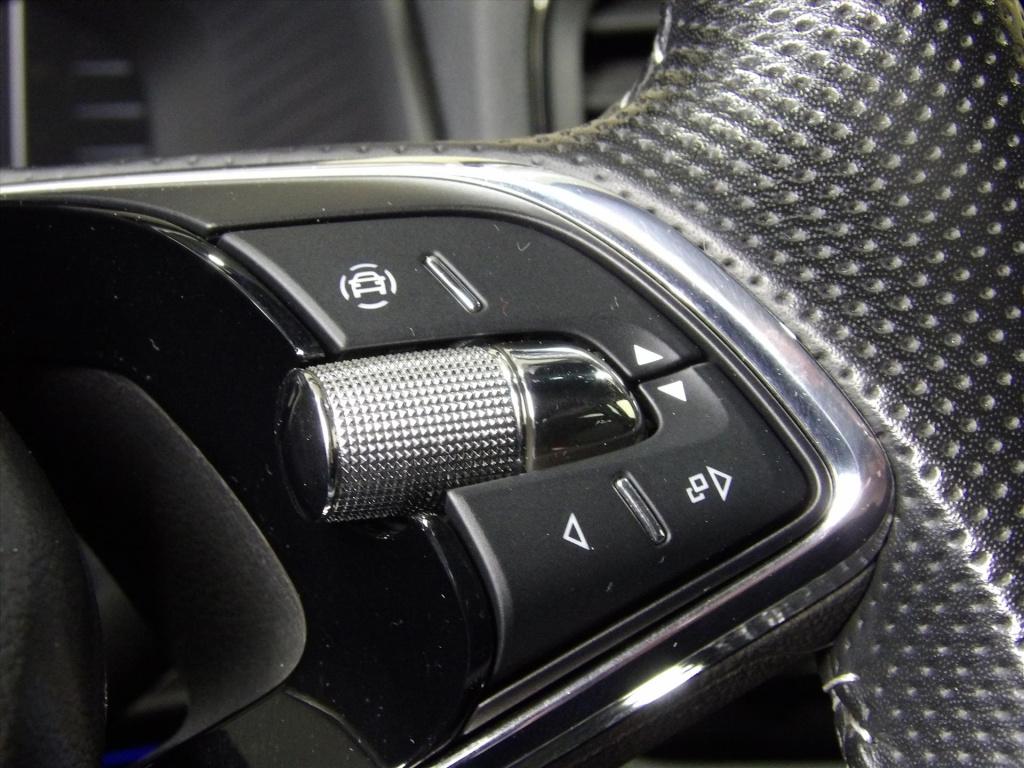 Skoda Karoq 1.5 tsi act greentech 150pk dsg-7 sportline