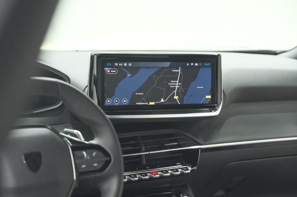 Peugeot 2008 hybrid 136 e-dcs6 allure | 360 camera | navigatie | adaptieve 