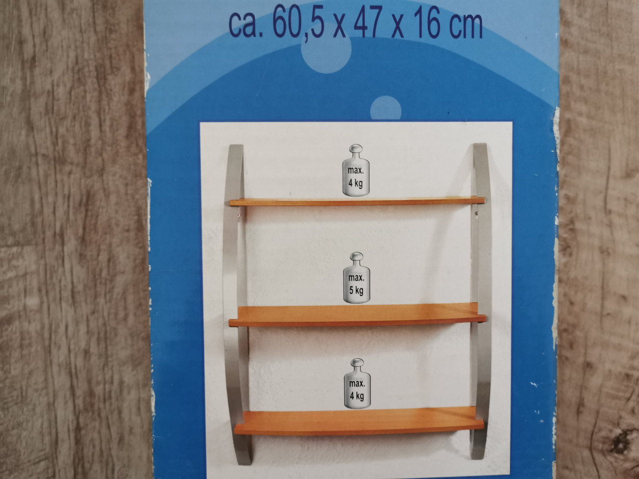 Wandrek metaal met MDF planken