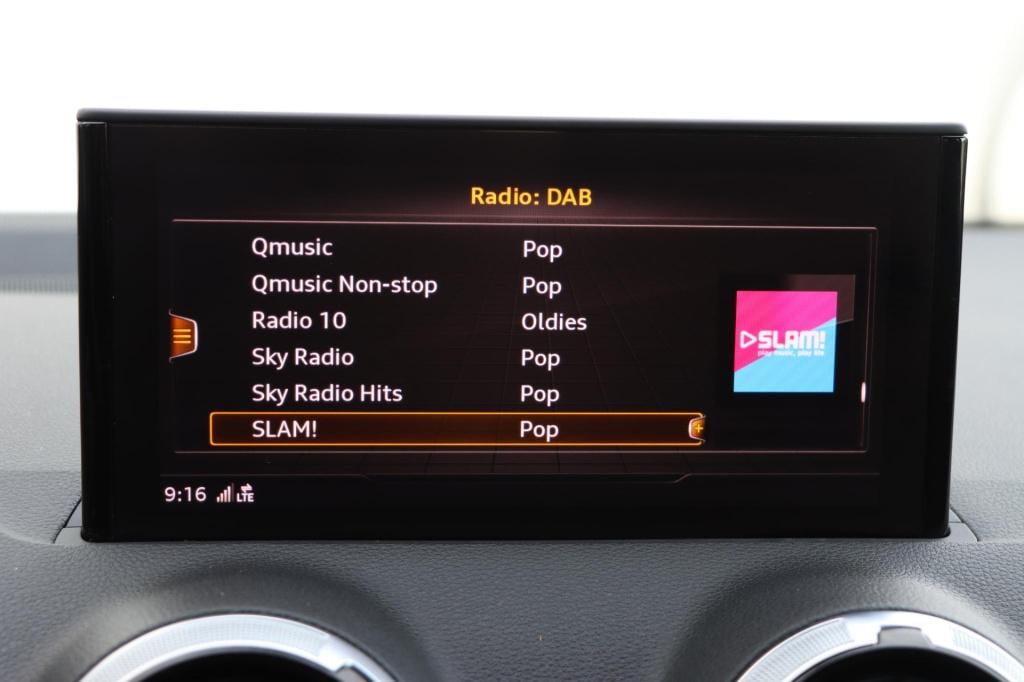 Audi Q2 30 tfsi s-line edition 110pk