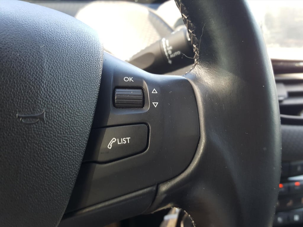 Peugeot 2008 1.2 pt 110pk allure eat6 automaat navigatie | achteruitrijcame