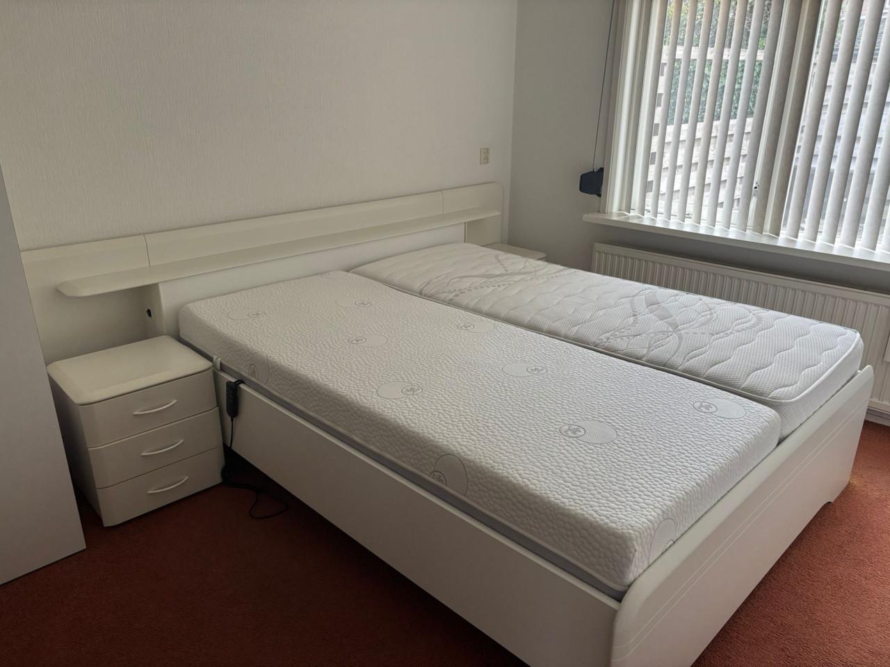 2 persoonsledikant 1.60x2.00