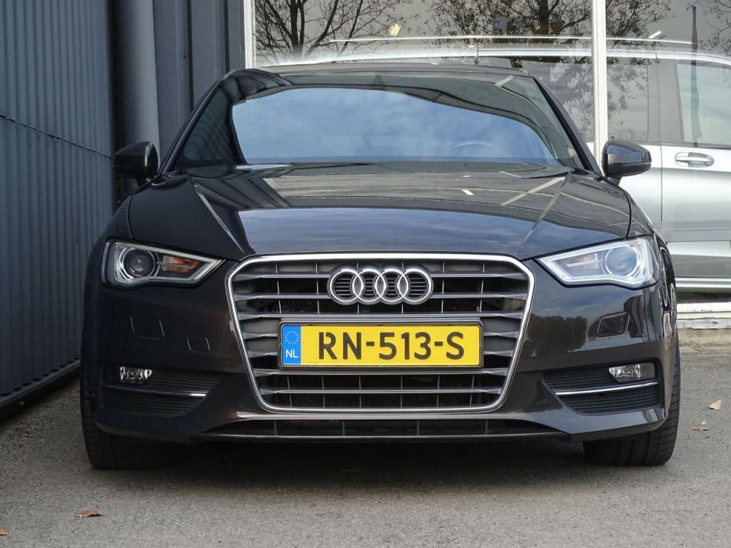 Audi A3 1.4 tfsi ambition pro line plus | pano | leder | stoelverwarming