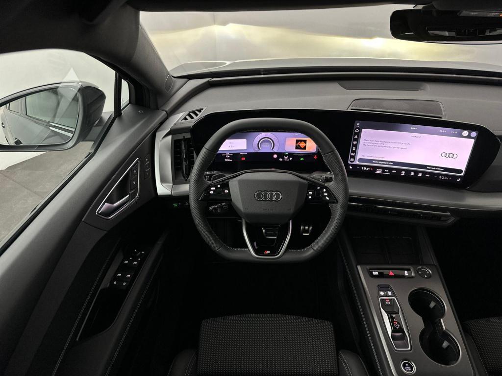 Audi Q4 Sportback E-tron s edition e-tron 45 82 kwh 210 kw / 286 pk sportba