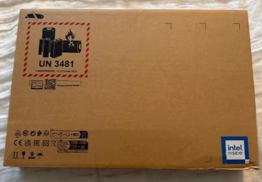 HP Pavilion x360 14-EK1843ND - 8GB - 256GB - HELEMAAL NIEUW-