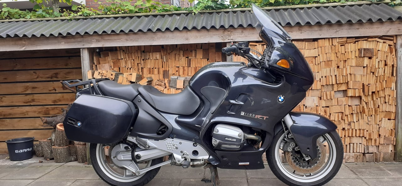 BMW R1100RT
