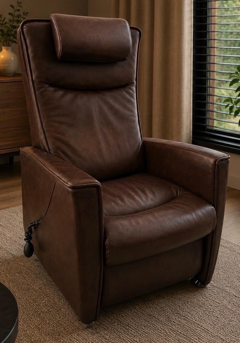 Prominent sta op stoel en relax fauteuil met hartbalans functie