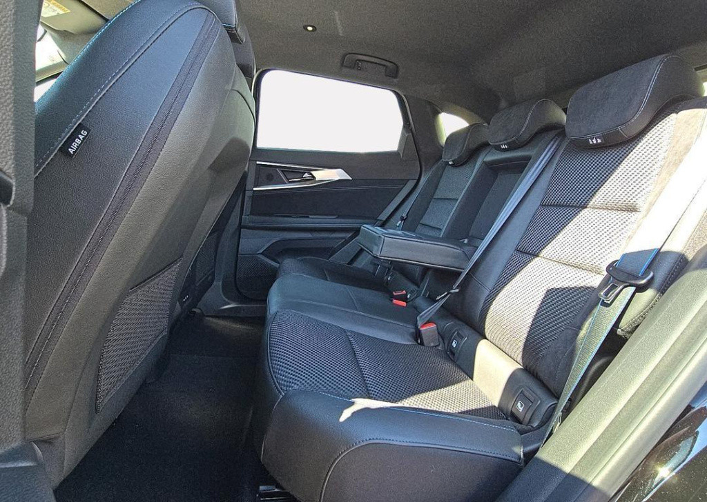 Renault Austral 1.2 e-tech full hybrid 200 iconic esprit alpine