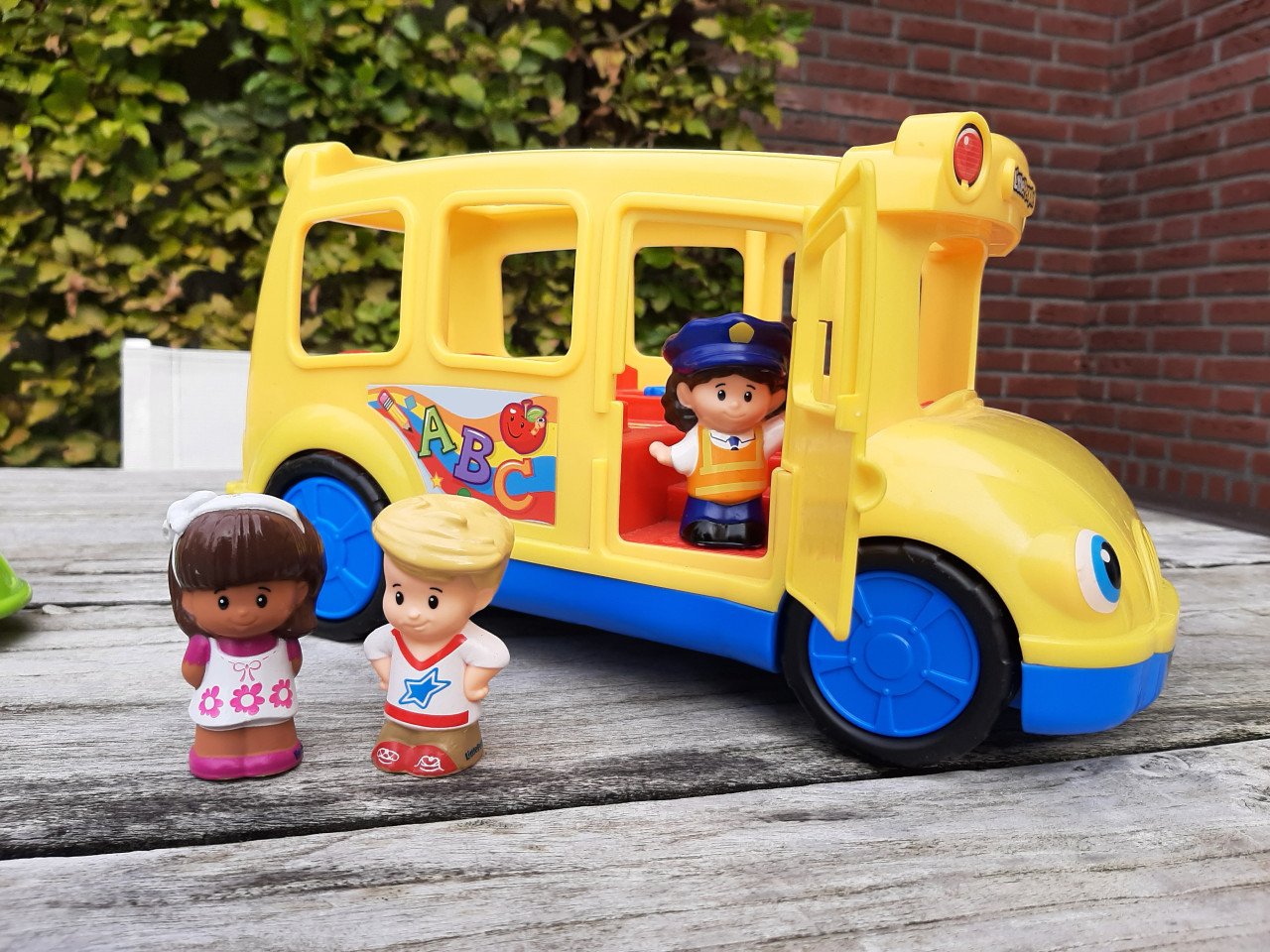 Little people schoolbus en safaritrein