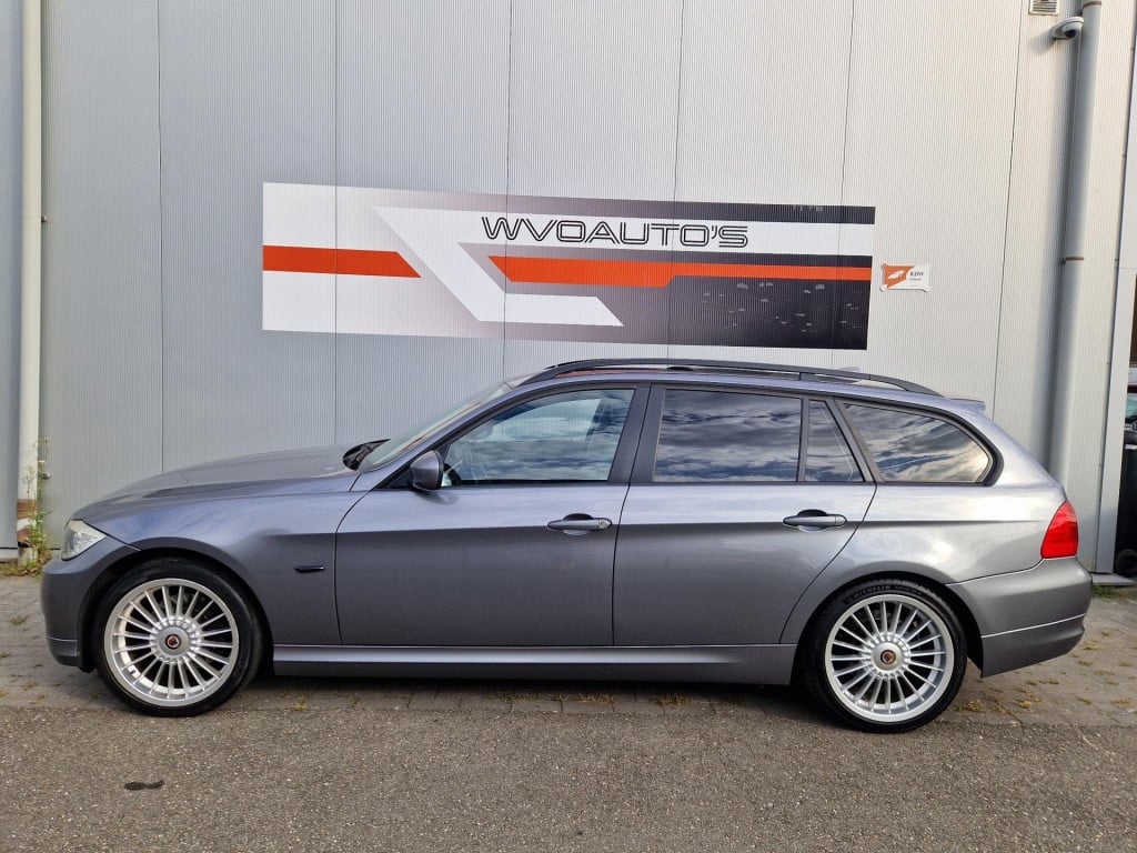 BMW 3-serie touring 320i high executive