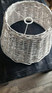 Witte rieten lampenkap