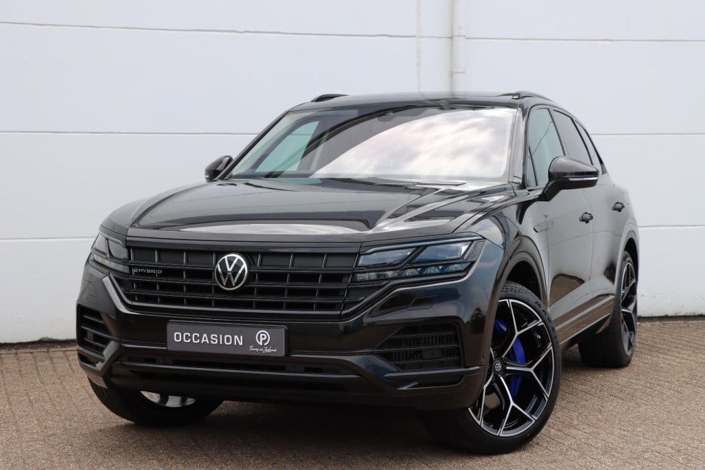Volkswagen Touareg 3.0 tsi ehybrid 4motion elegance black style 380pk tiptr