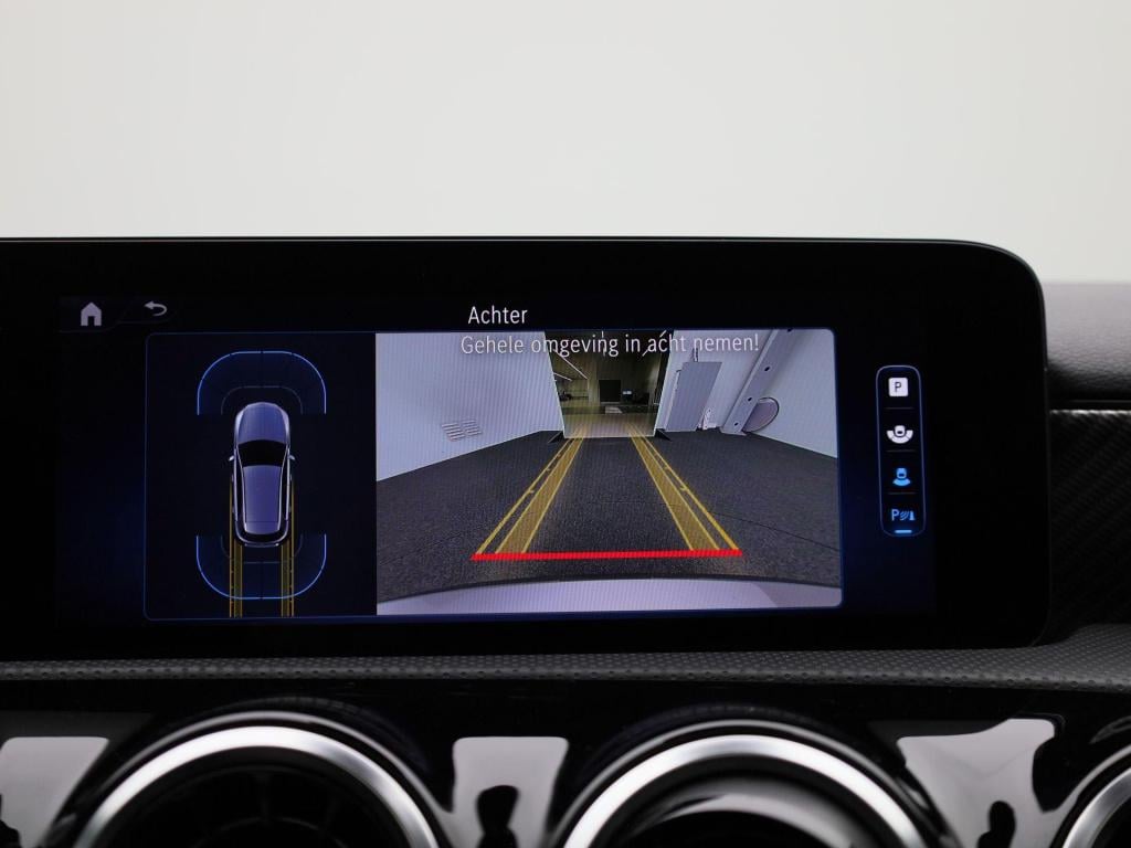 Mercedes-Benz A-Klasse 180 business line | automaat | panorama dak | leder 