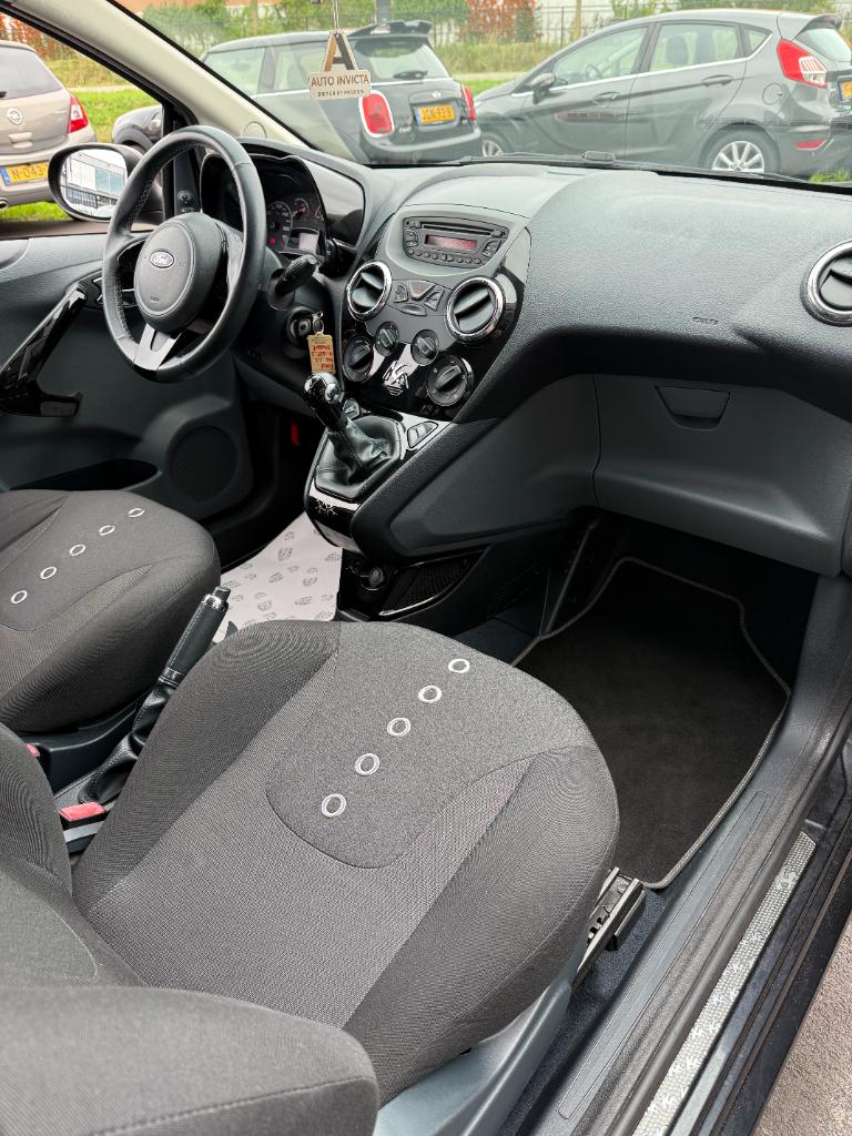 Ford KA 1.2 metal - airco - lage kmstand