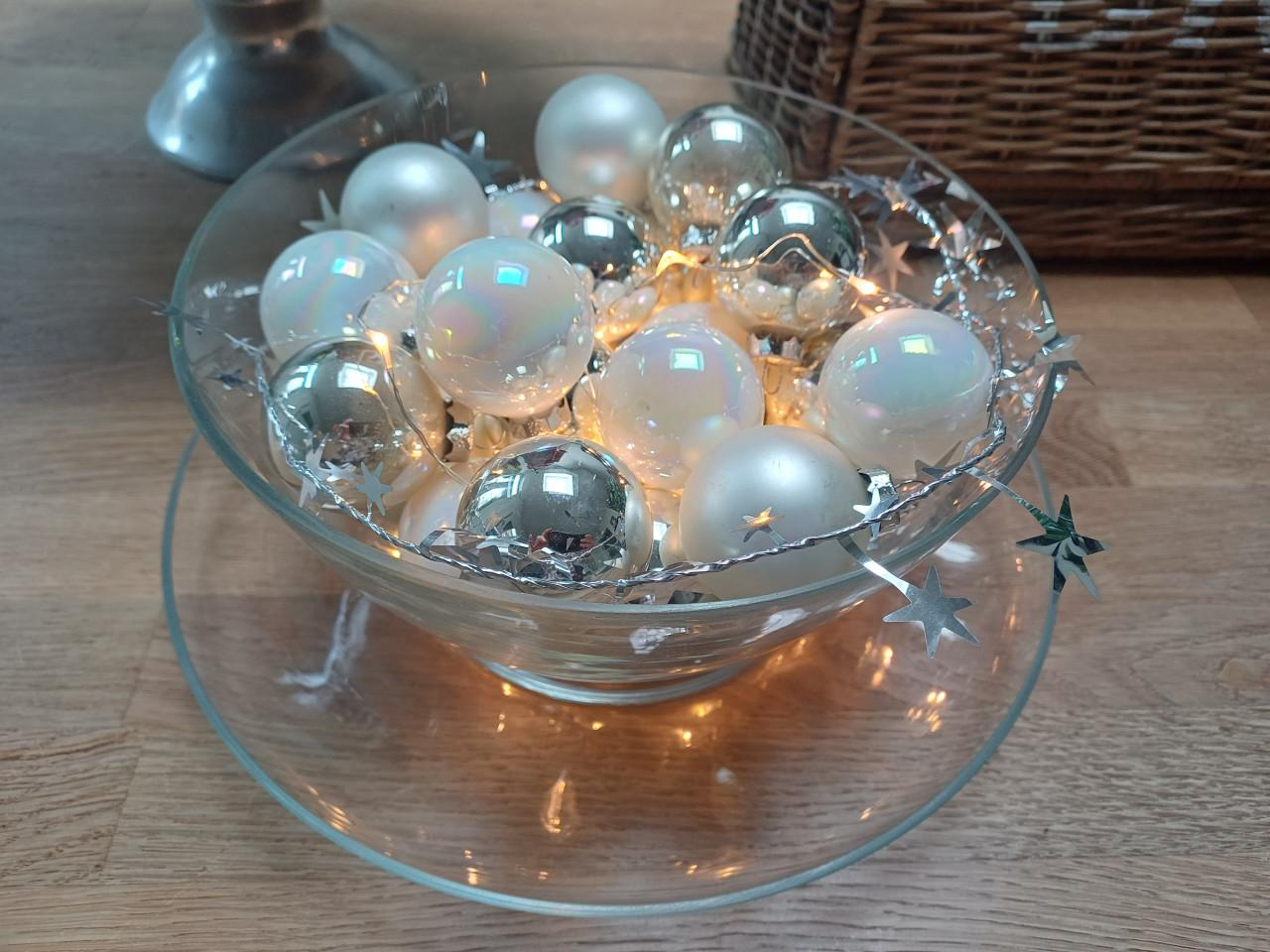 Glazen KOP + SCHOTEL: leuk met kerstdecoratie op TAFEL