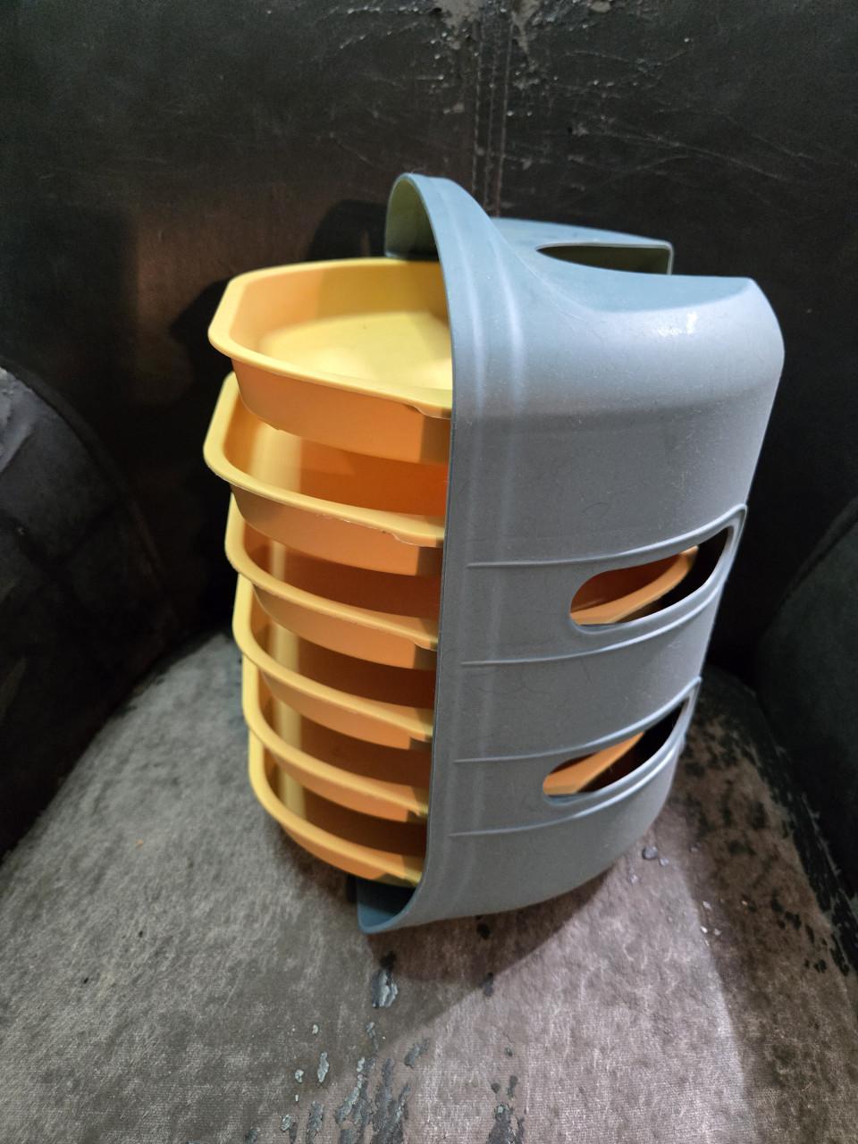 Kunststof bordenrekje incl. 6 borden.