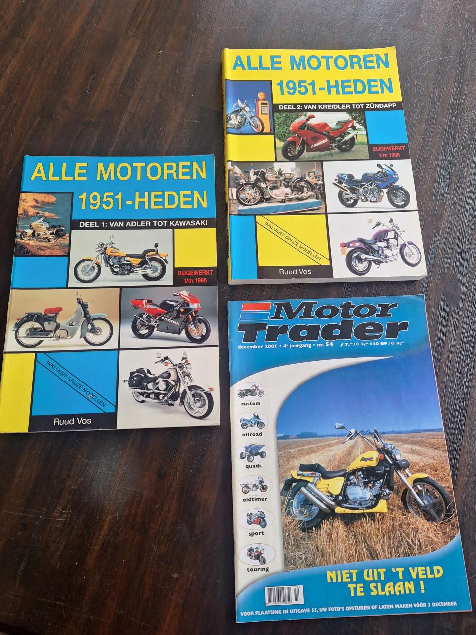 2 x motor boek