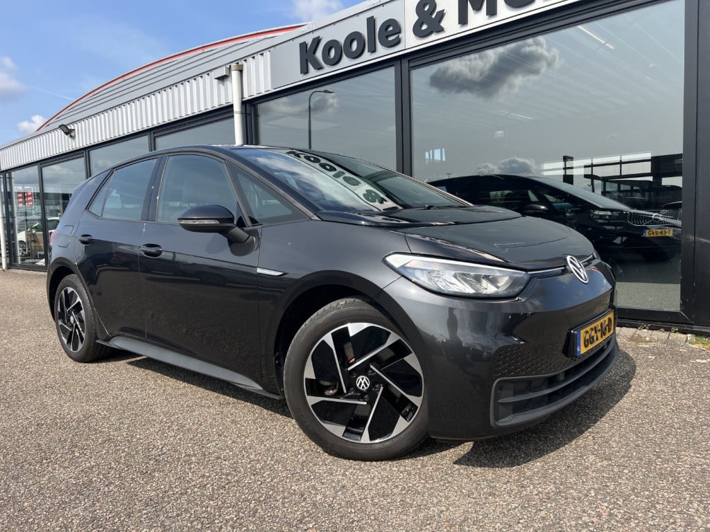 Volkswagen Id.3 45kwh 150pk pure , stoel en stuurverwarming